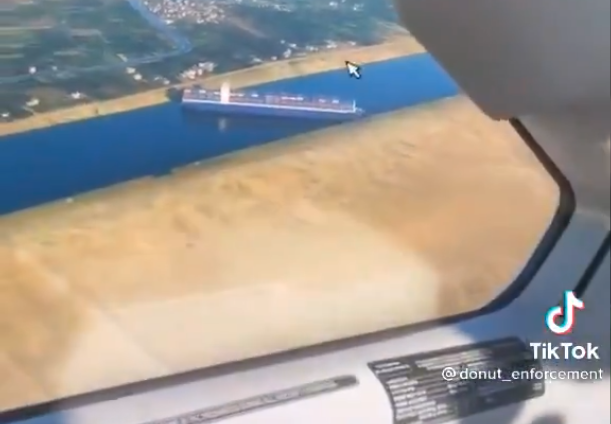 Cargo ship stuck in Suez Canal shows up in a ‘Microsoft Flight Simulator’ fly-by