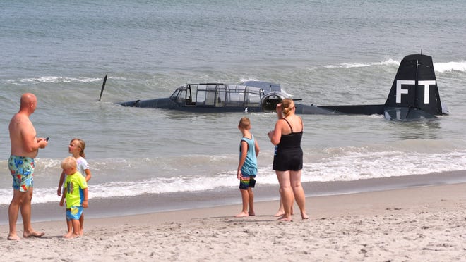 Cocoa Beach Air Show vintage plane makes emergency water landing